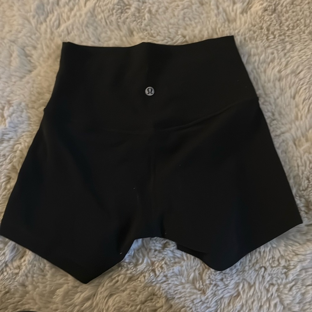 Lululemon align high rise shorts 4” length